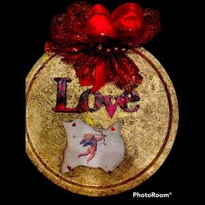 Decorative Love Wreath-New-Handmade-Can be for Valentine’s Day or an Anniversary